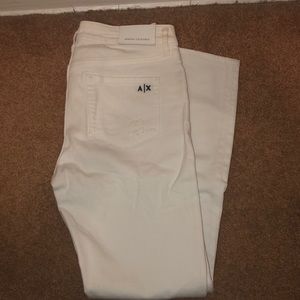 Cropped Skinny white distressed jeans